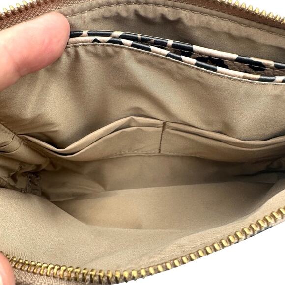 FRESHLY PICKED women's maternity Classic Zip Pouch - animal print - Picture 6 of 13